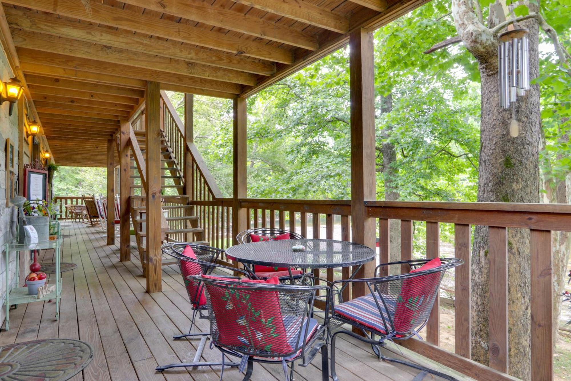 Apartament Riverfront Couples Retreat In Smoky Mountains! Townsend Zewnętrze zdjęcie